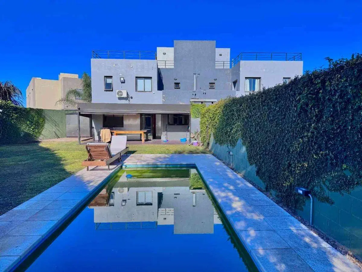 DUPLEX 3 DORMITORIOS CON PILETA COMARCA DE ALLENDE 5