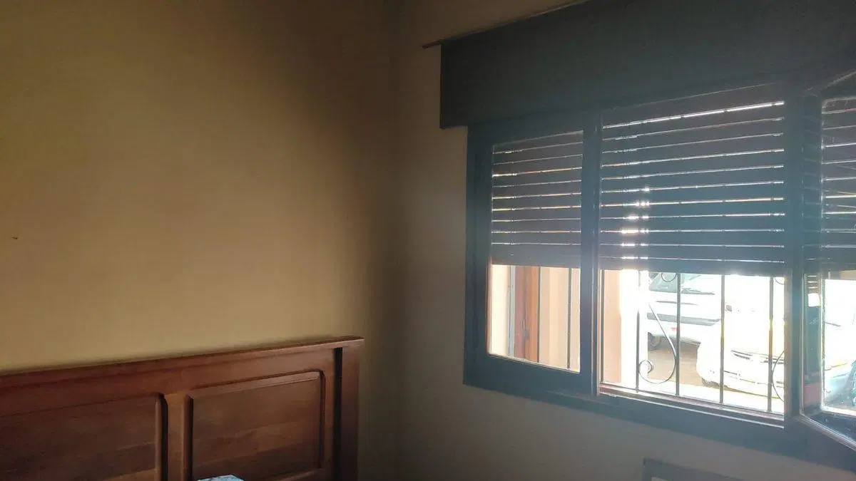 VENTA CASA 2 DORMITORIOS + GALPON LOS PARAISOS cba 5