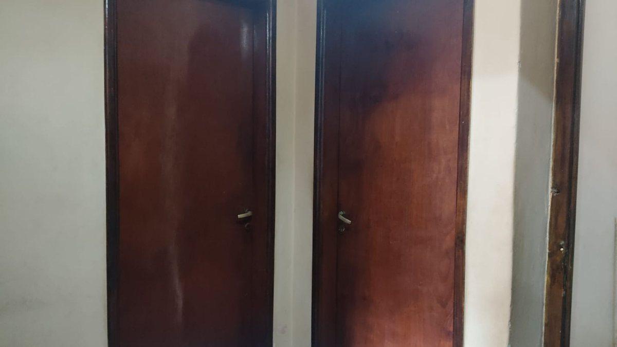 Foto de VENTA CASA 2 DORMITORIOS + GALPON LOS PARAISOS cba, imagen 4