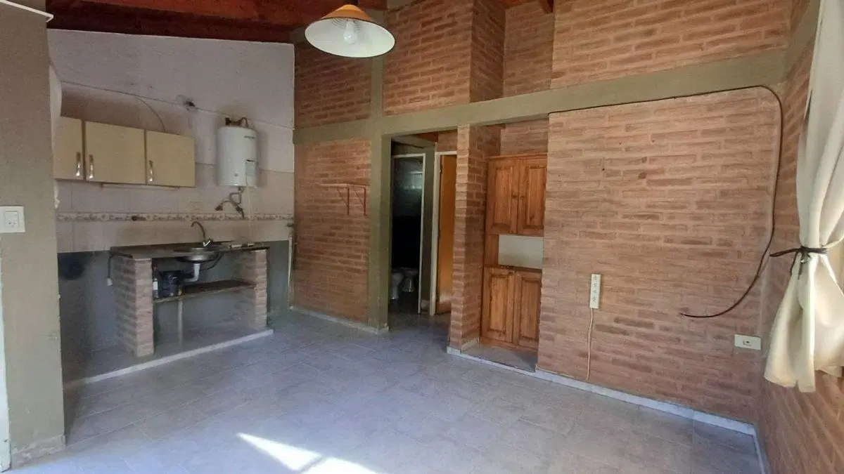 Venta 2 Casas Barrio El  Canal Carlos Paz 5