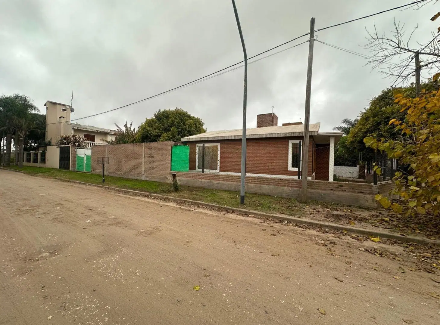 ALQUILER CASA 3 DORMITORIOS COOP VILLA RETIRO-CBA 2