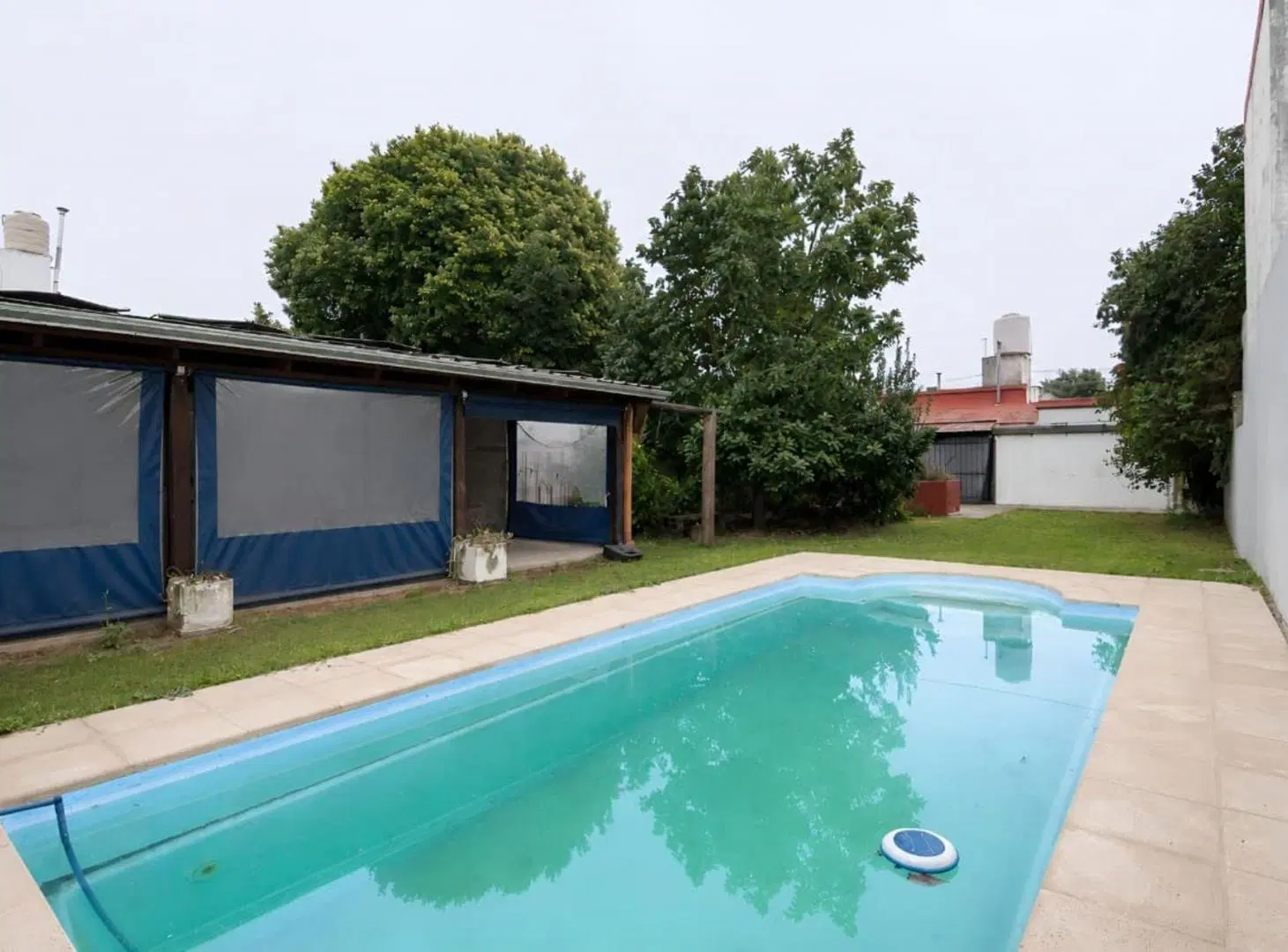 VENTA CASA 3 DORMITORIOS QUINCHO Y PILETA 4