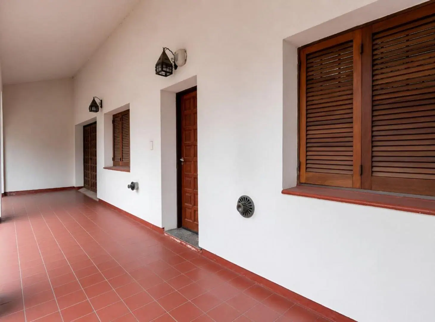 VENTA CASA 3 DORMITORIOS QUINCHO Y PILETA 5