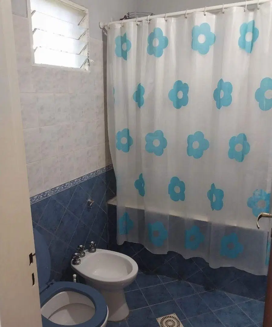 VENTA TRES CASAS CON PILETA  LA GRANJA CORDOBA 3