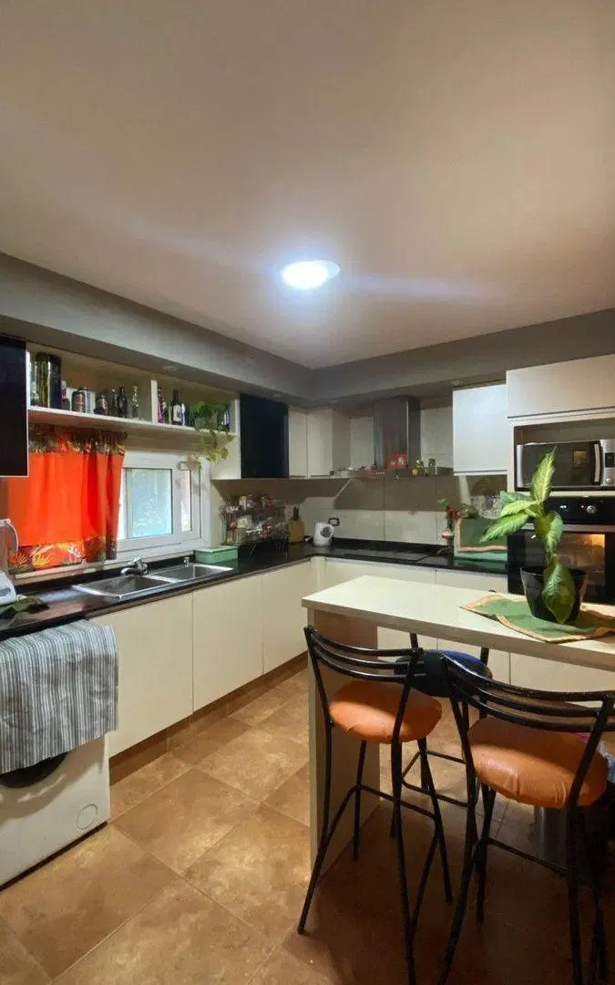 VENTA CASA 3 DORM. PILETA/QUINCHO SAN NICOLAS CBA 2