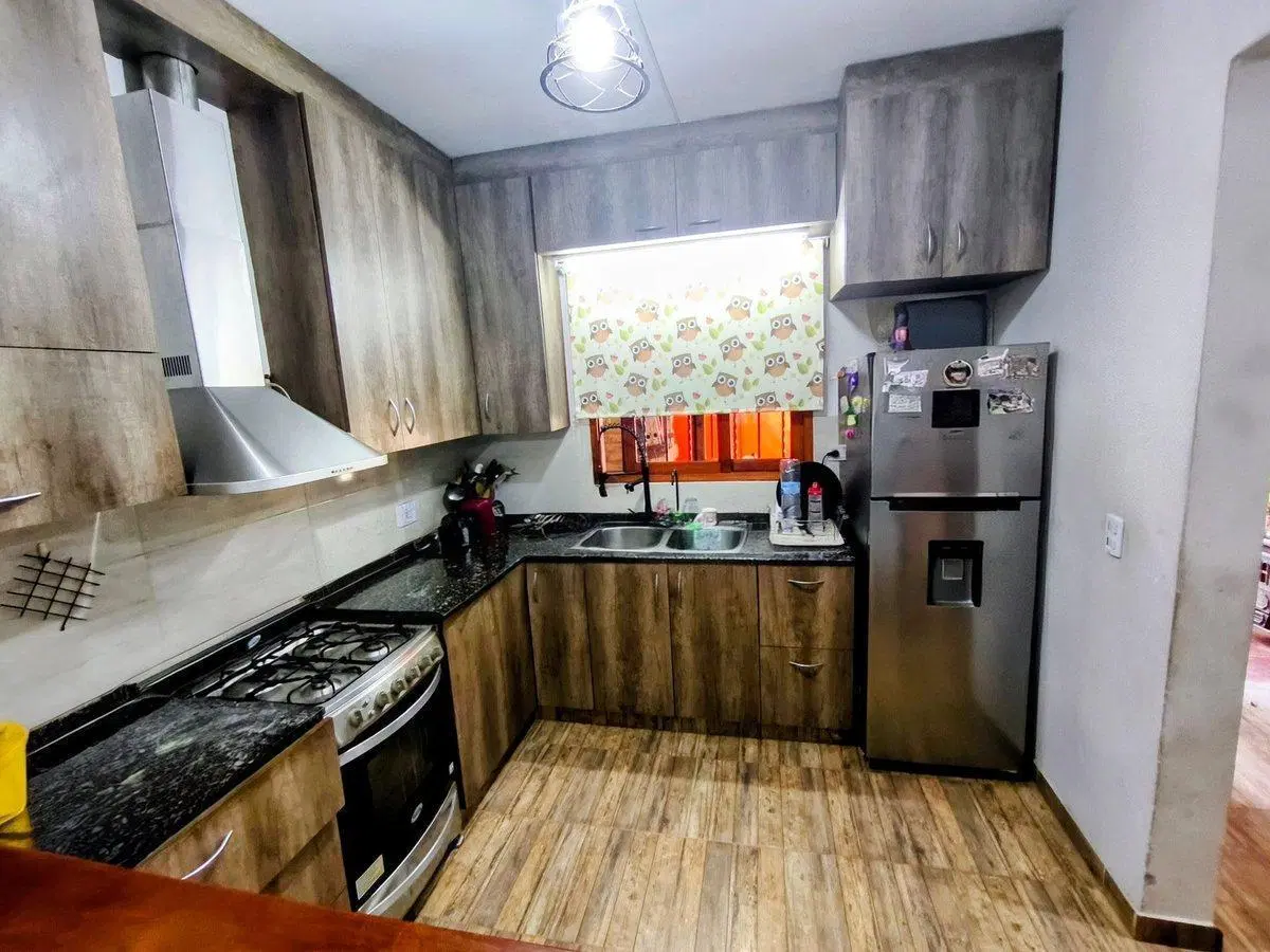 VENTA CASA 2 DORMITORIOS - ALTO ALBERDI 5