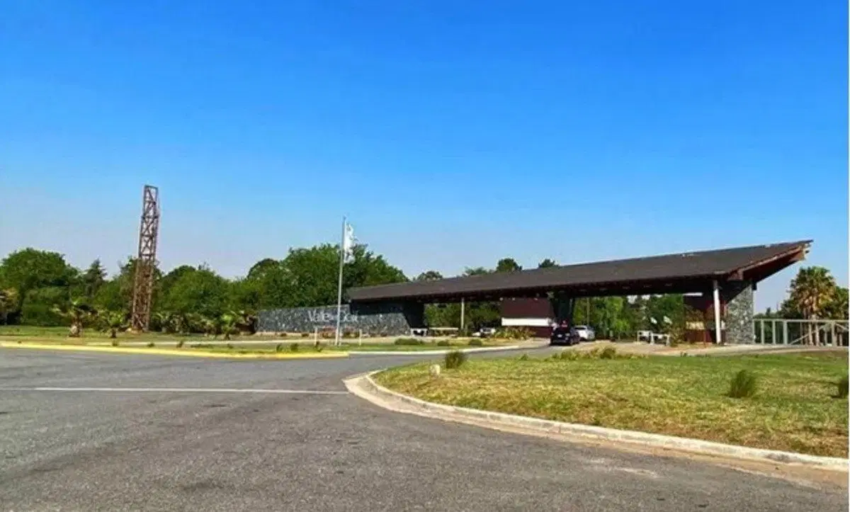 VENTA VALLE DEL GOLF ETAPA 2  LOTE  864 M2 CENTRAL 4
