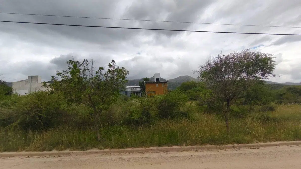 VENTA LOTE DE 600M2 EN LOS COCOS - ESCRITURA 4