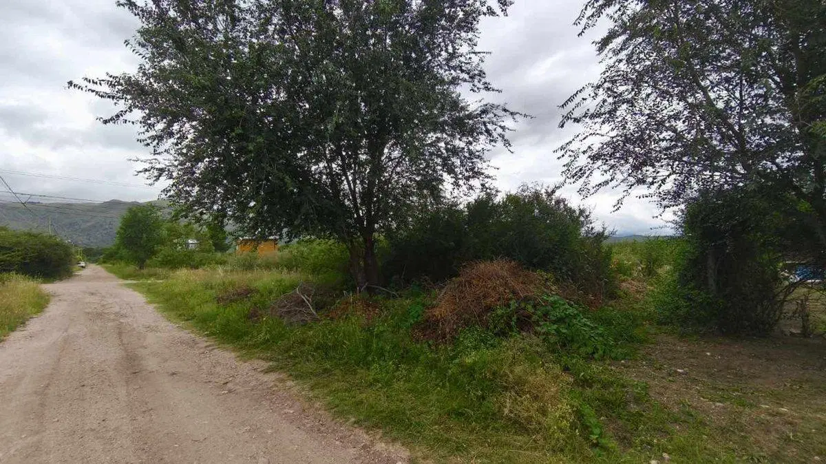 VENTA LOTE ESQUINA 600M2 EN LOS COCOS ESCRITURA 3