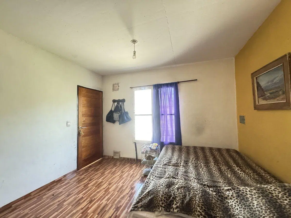 CASA EN VENTA ZONA SUR 2 Dormitorios y Patio 5