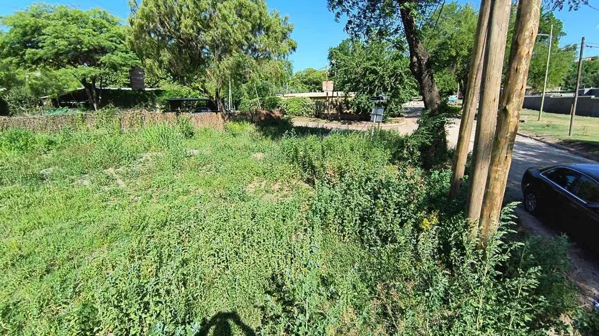 VENTA TERRENO BARRIO JARDIN DE EPICURIO V ALLENDE 3