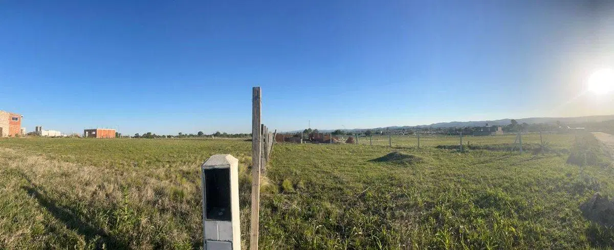 VENTA DE LOTE CENTRAL EN TRES GRACIAS. ALTA GRACIA 2