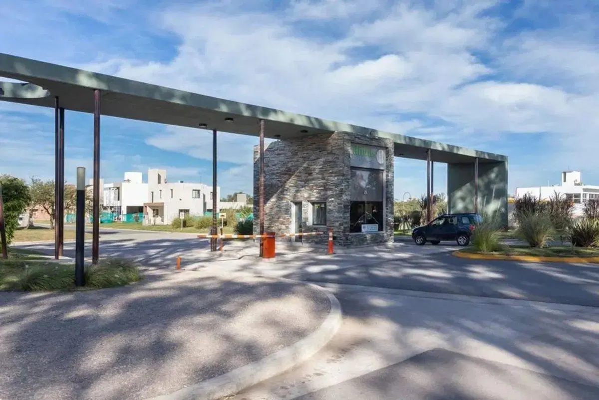 VENTA DE LOTE EN COUNTRY CAÑITAS, MALAGUEÑO 3