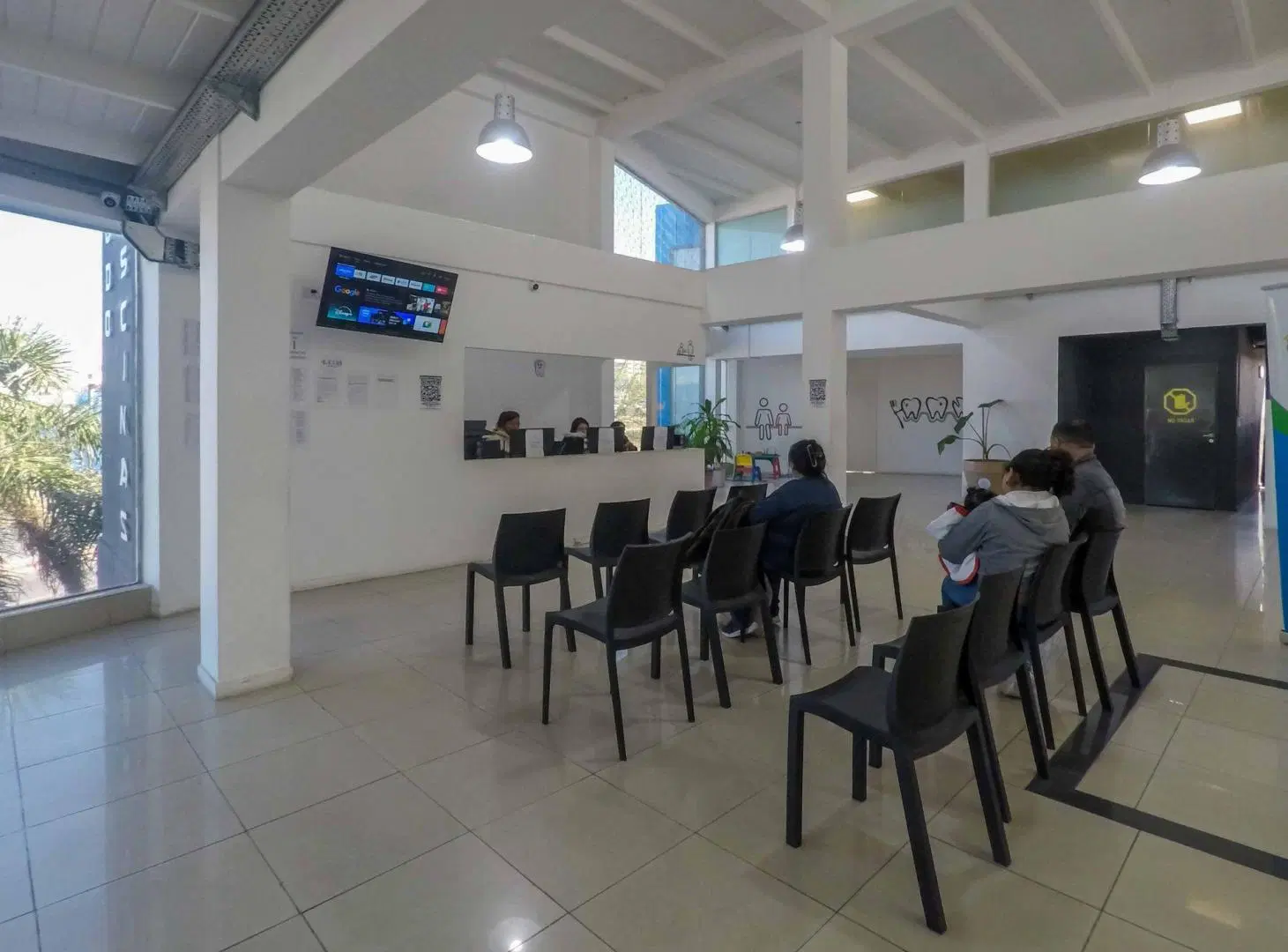 VENTA LOCAL COMERCIAL 700M2 ZONA NORTE OFICINA 5