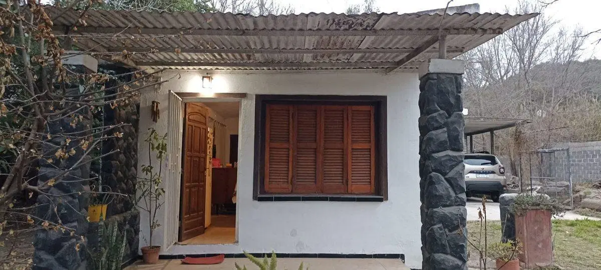 Venta casa 2 dormitorios en Rio Ceballos Apta Cred 3