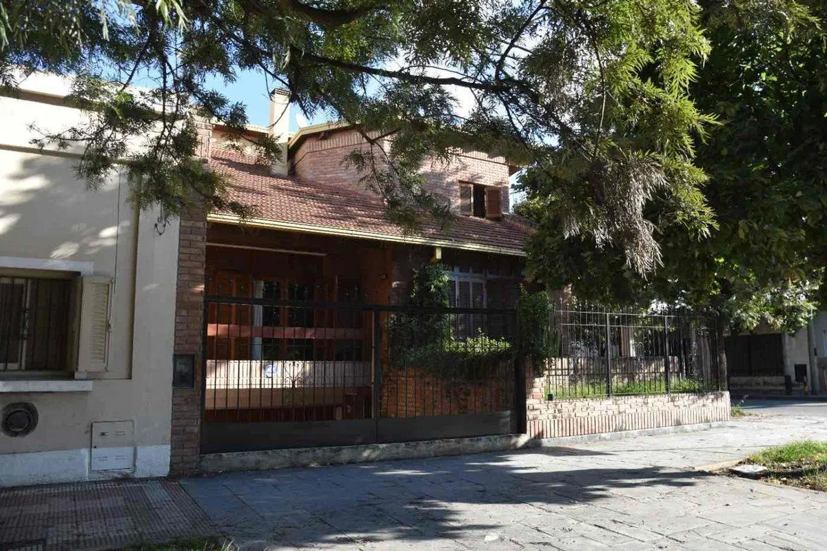 VENTA CASA 4 DORMITORIOS GRAL PUEYRREDÓN APTO CRED 2