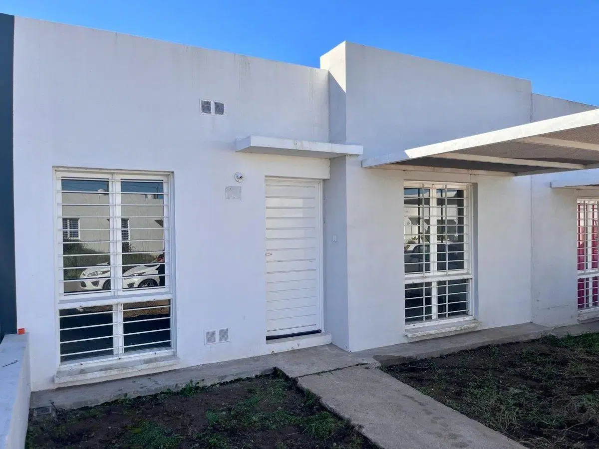 VENTA CASA 2 DORMITORIOS UNIVERSITARIO HORIZONTE 2 5