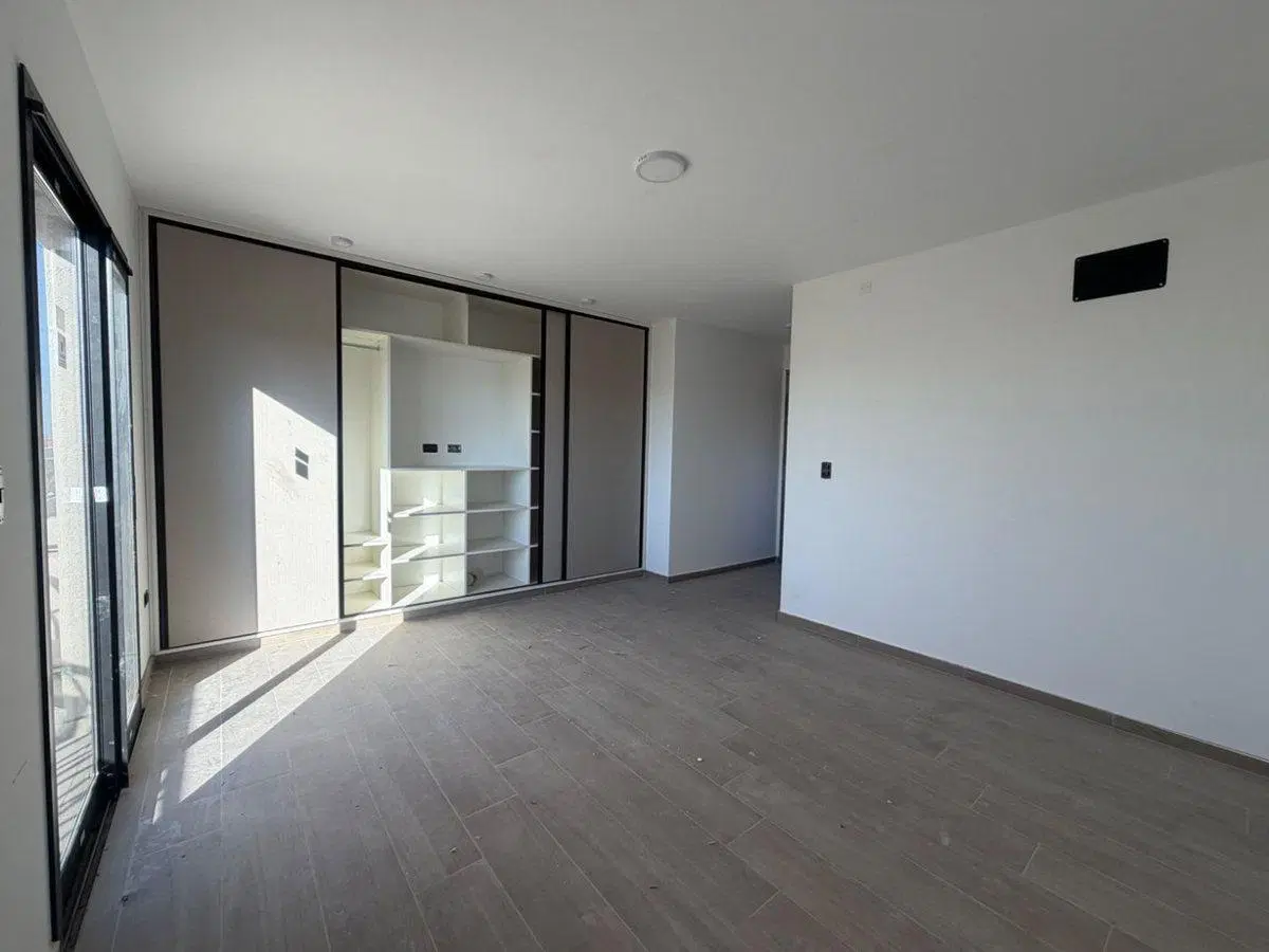 VENTA DUPLEX DOS DORMITORIOS QUEBRADAS MANANTIALES 4