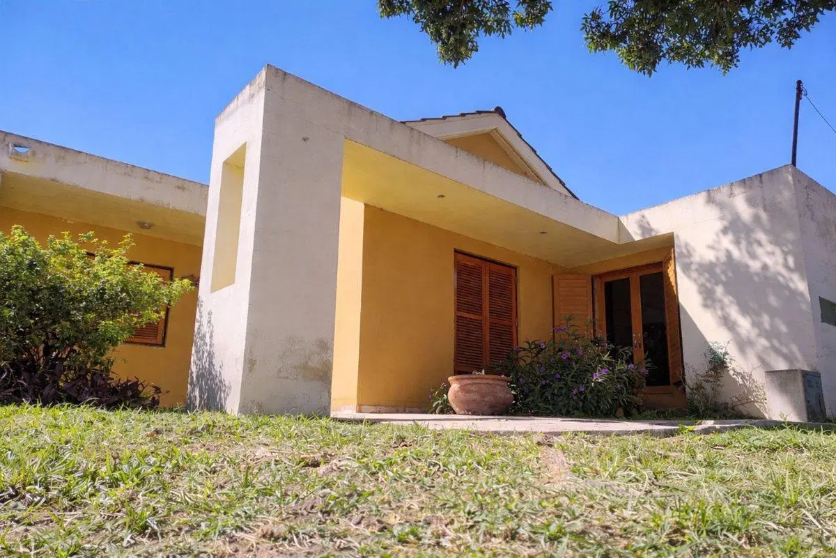 VENTA CASA ESQUINA EN CALCHIN 2