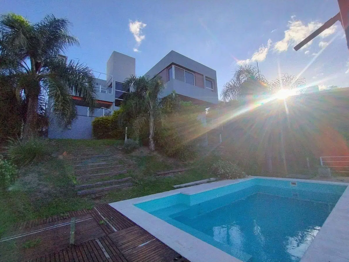VENTA CASA COUNTRY CINCO LOMAS 4