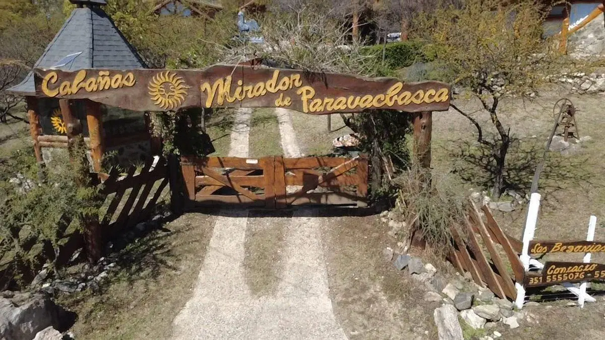 VENTA COMPLEJO TURISTICO MIRADOR DE PARAVACHASCA 2