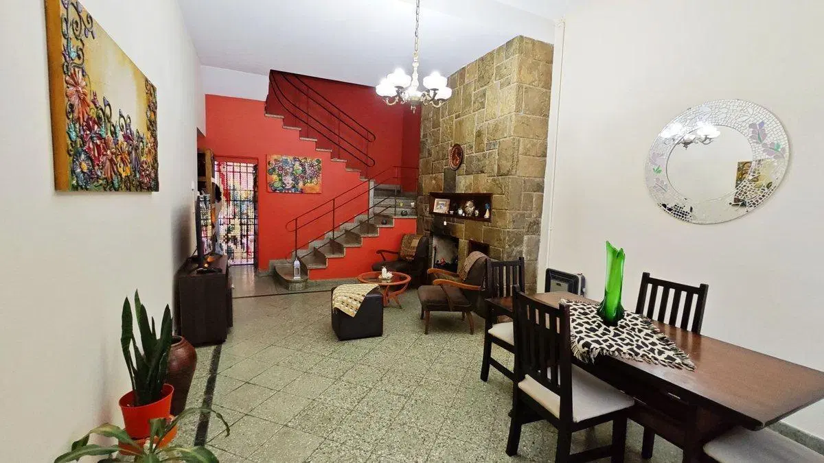 VENTA CASA + DPTO + LOCAL COMERCIAL EN ALTA GRACIA 4