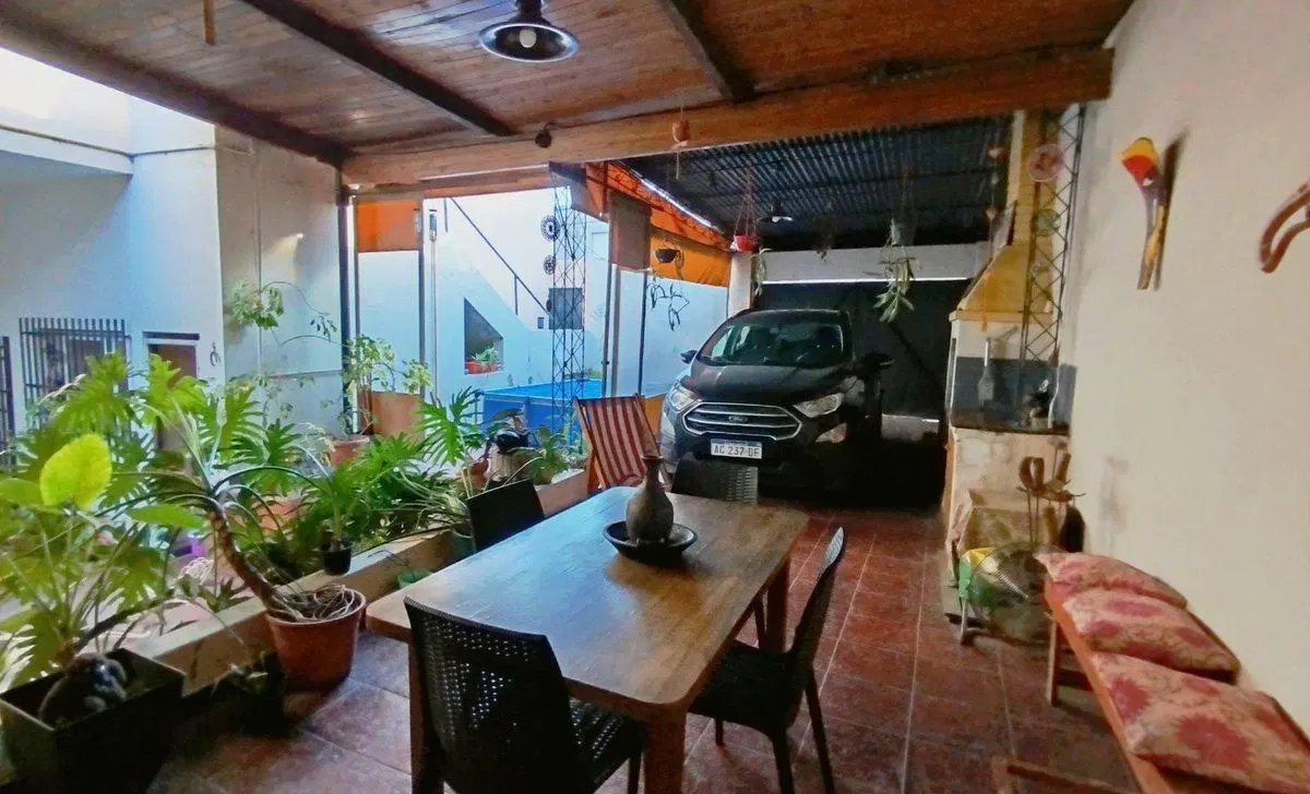VENTA CASA + DPTO + LOCAL COMERCIAL EN ALTA GRACIA 5