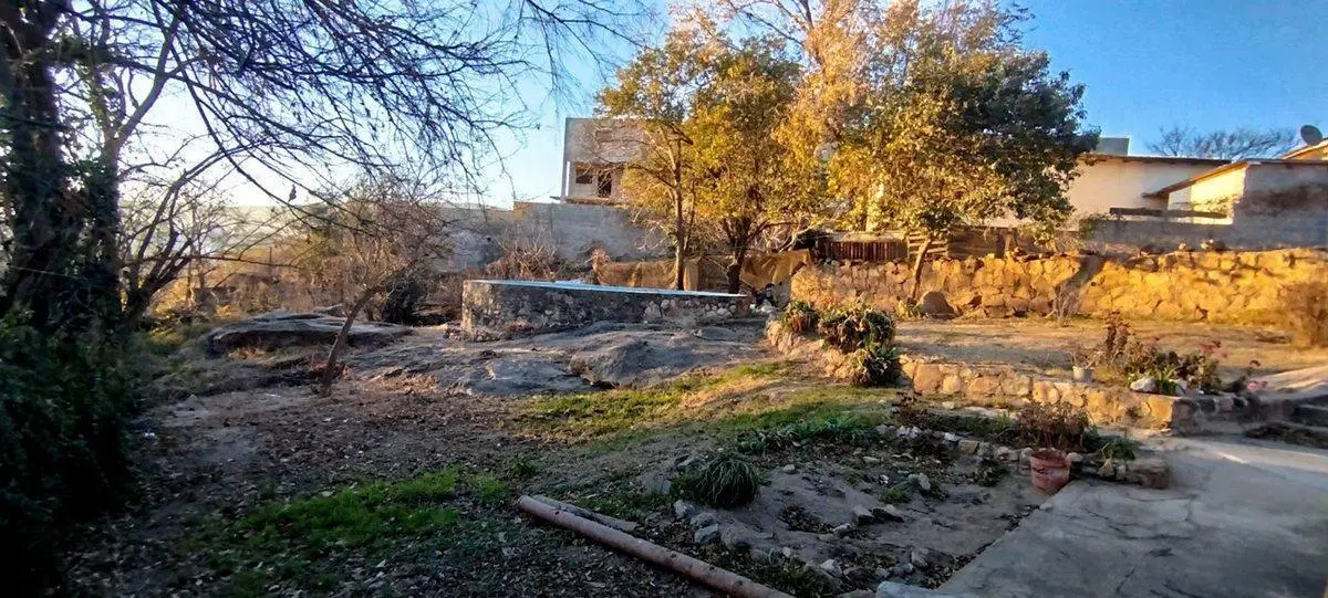 VENTA CASA 2 DORMITORIOS CARLOS PAZ A REFACCIONAR 4
