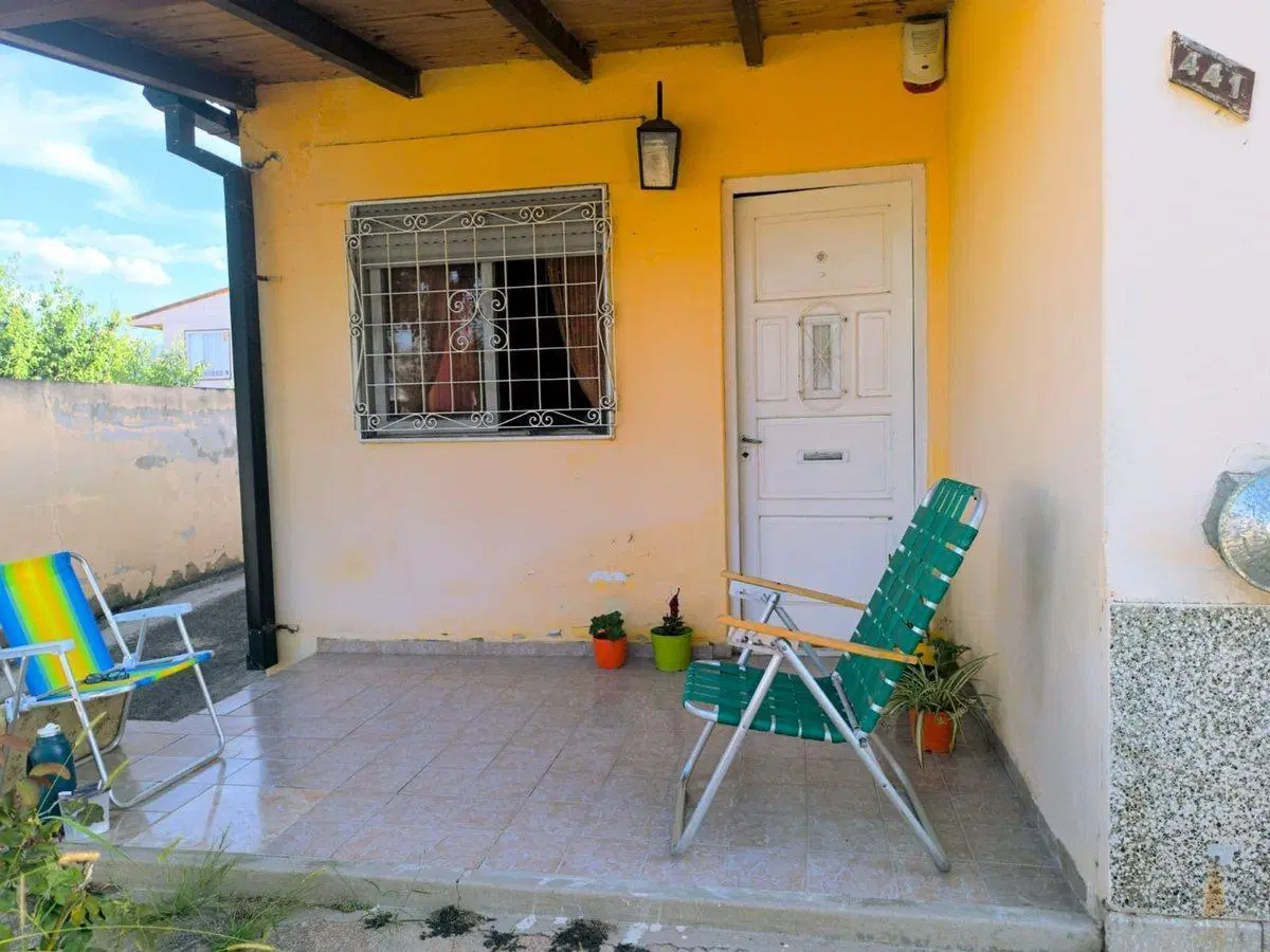 VENTA CASAc 2 DORM. + DPTO INDEPENDIENTE 5
