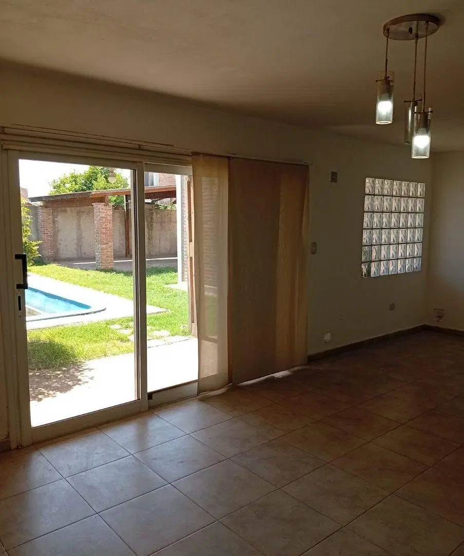 VENTA CASA 3 DORM C/PILETA MATIENZO CORDOBA 3