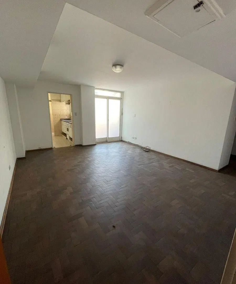 Venta dpto 3 dorm. con balcón terraza – Centro 3