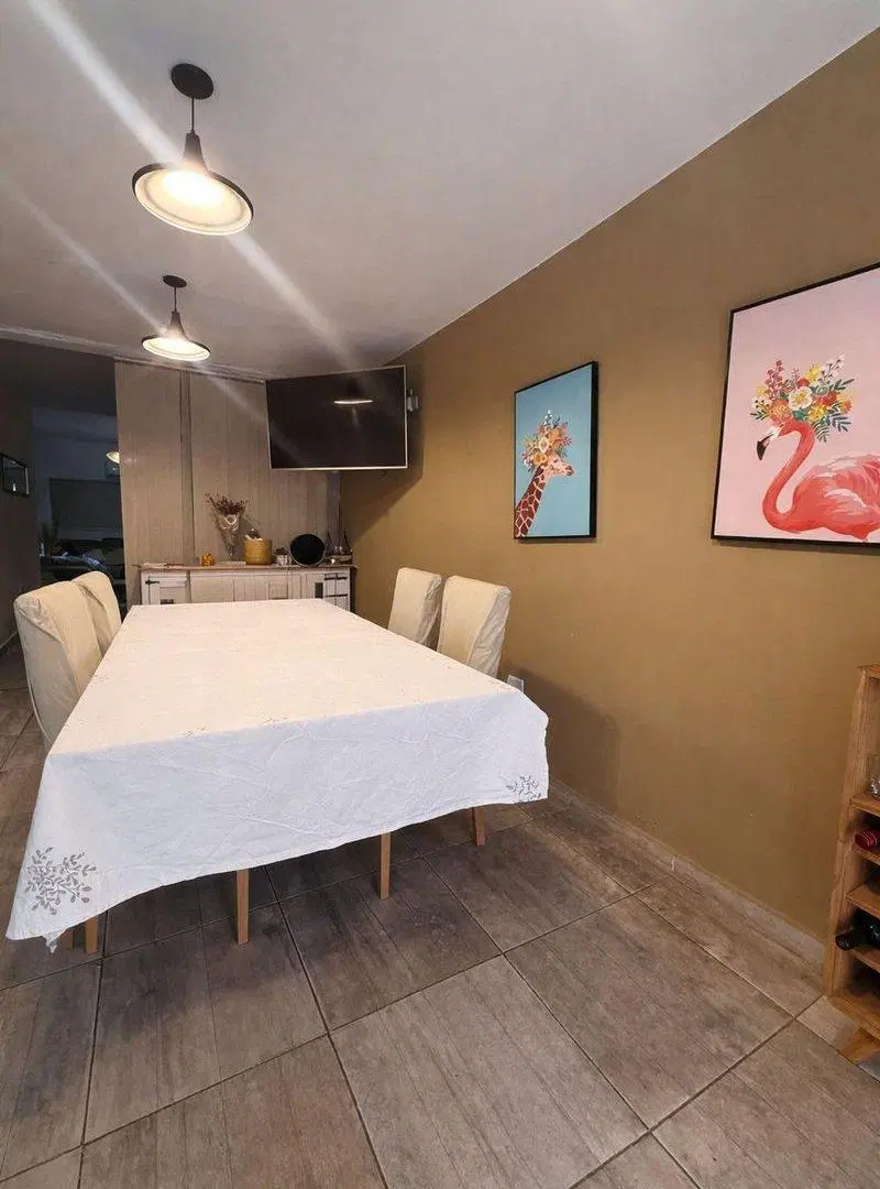 VENTA CASA 3 DORMIS/PILETA - QUINCHO B° MARECHAL 3