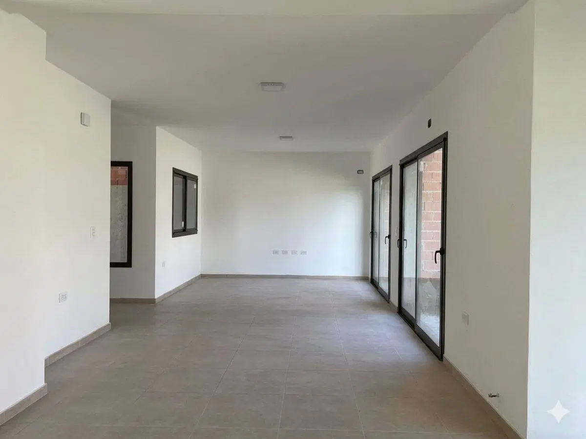 VENTA DE CASA EN MIRADORES II DE MANANTIALES 4