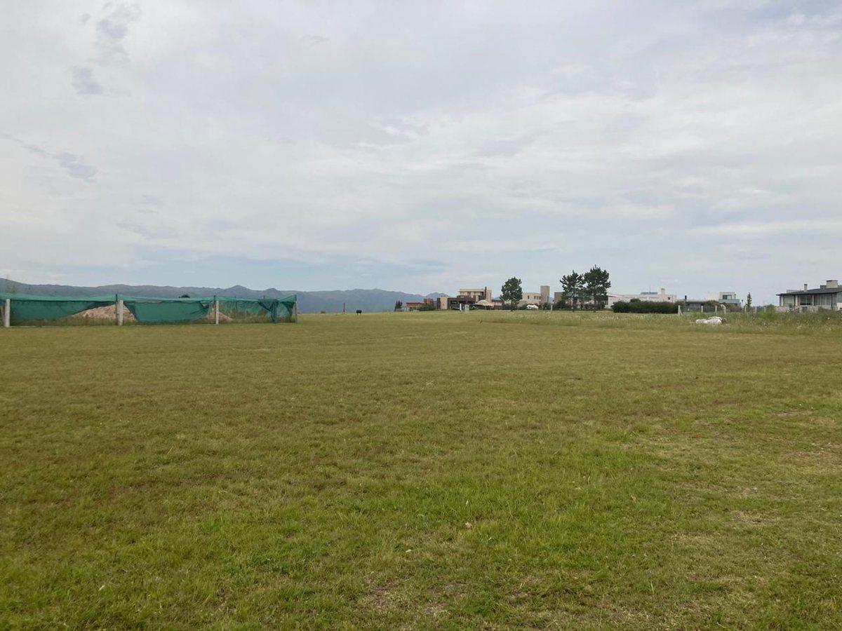 VENTA LOTE PUERTO DEL AGUILA DE 1150 M2 ETAPA VI