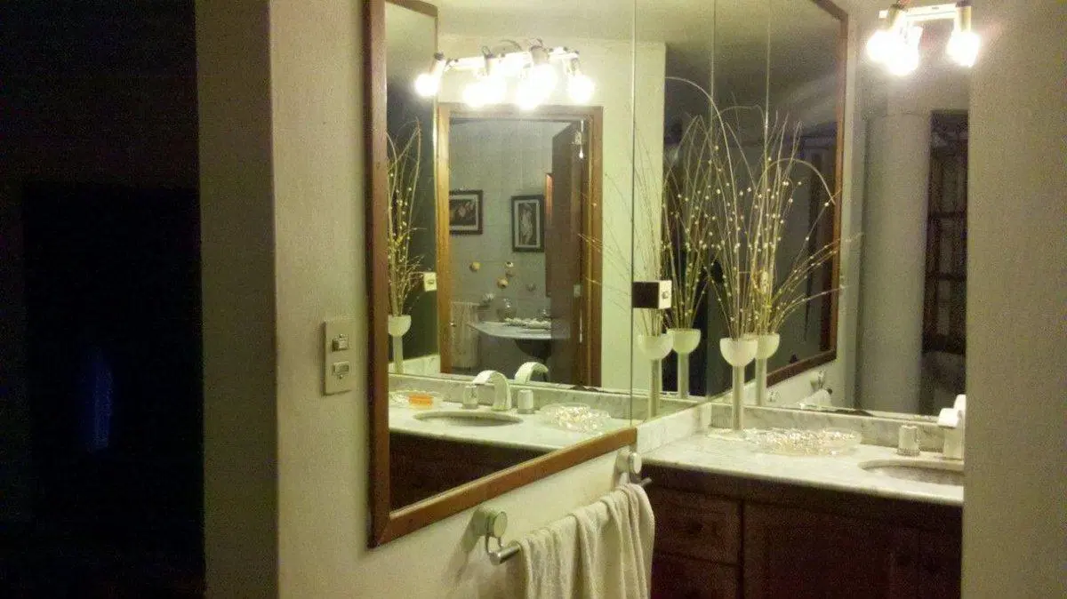 VENTA CASA 4 DORMITORIO MENDIOLAZA CENTRO CORDOBA 3