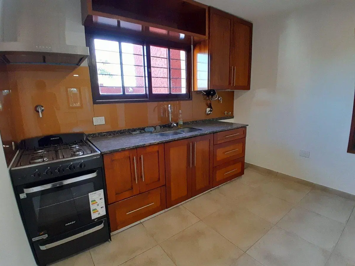 VENTA CASA 3 DORM LOMAS SUR VILLA ALLENDE CORDOBA 5