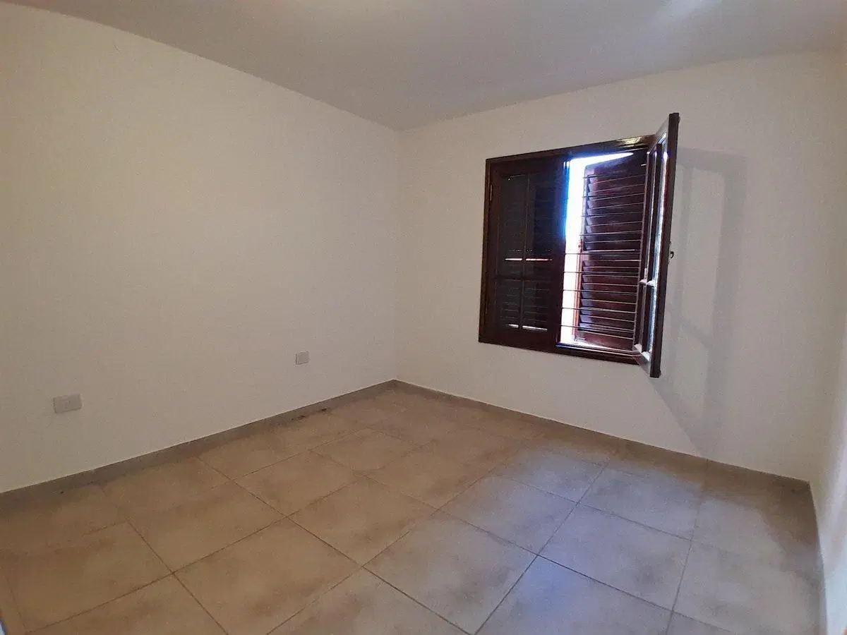 VENTA CASA 3 DORM LOMAS SUR VILLA ALLENDE CORDOBA 4