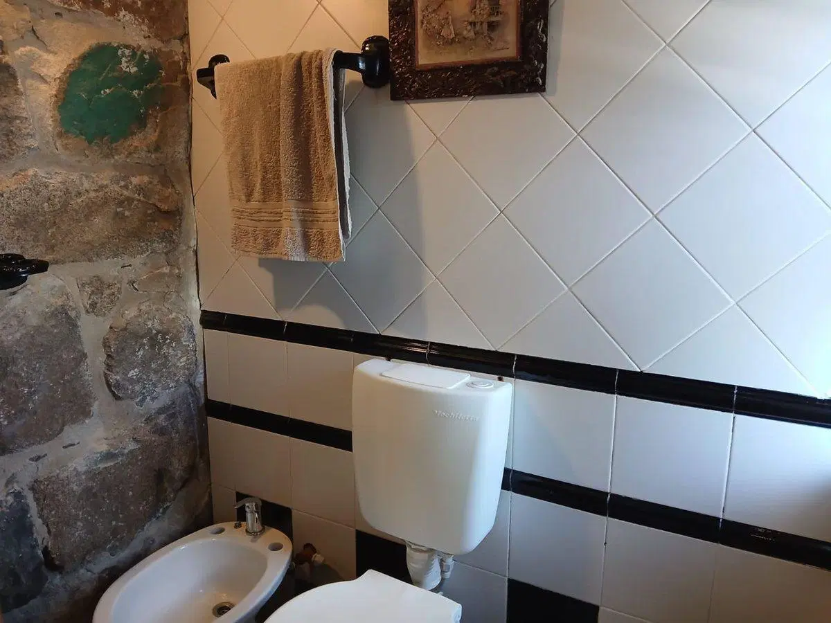 VENTA CASA 3 DORM CAMINO ÑU PORA RIO CEBALLOS CBA 4