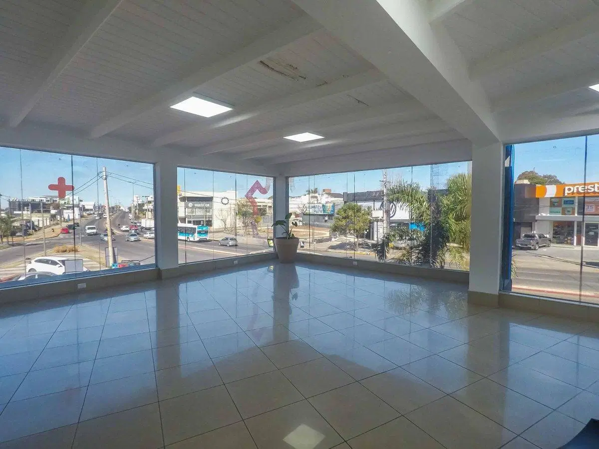 ALQUILER LOCAL COMERCIAL ZONA NORTE OFICINA 700M2 5
