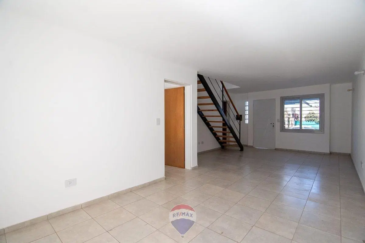 VENTA DUPLEX 3 DORM JARDINES DEL BOULEVARD CORDOBA 5