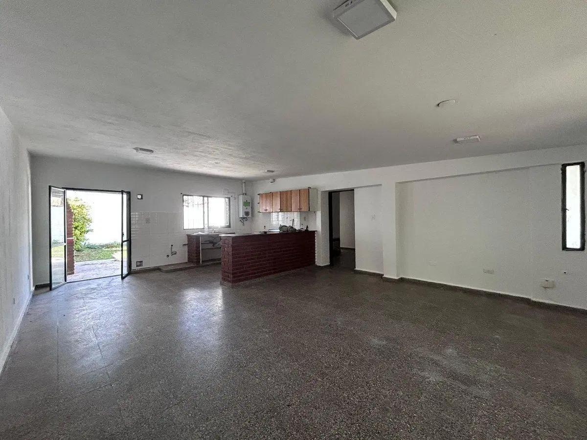VENTA CASA 3 DORMITORIOS ARGÜELLO CÓRD0BA 4