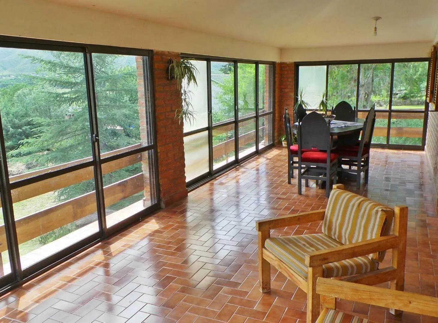VENTA CASA+ DPTO+ PILETA VILLA PARQUE SIQUIMAN CBA 2