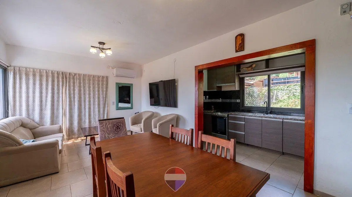 VENTA CASA + LOCAL SANTA ROSA DE CALAMUCHITA 5