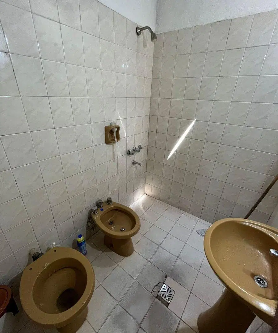 VENTA CASA CON DEPTO FRENTE A JARDIN BOTANICO 4