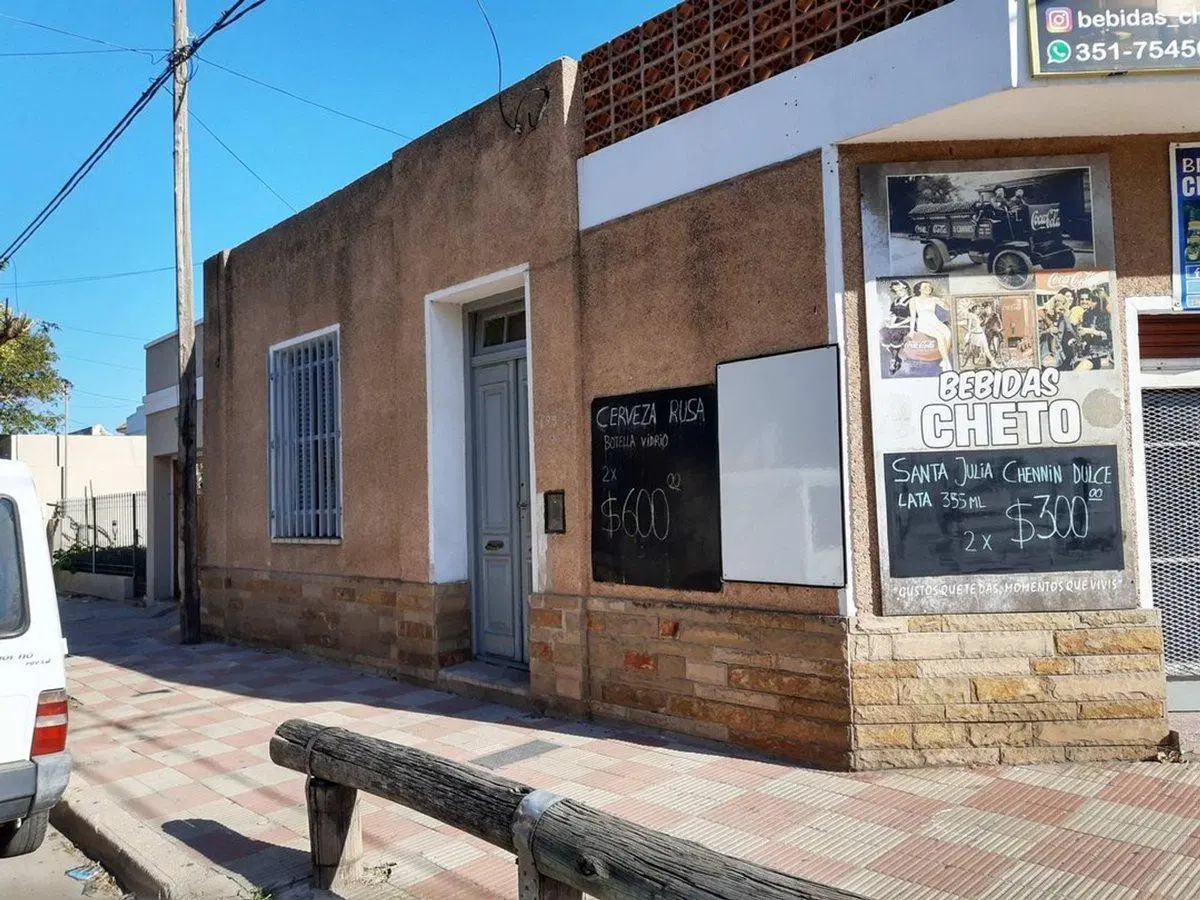 VENTA PROPIEDAD EN BLOQUE BARRIO COLON BUENA RENTA 4