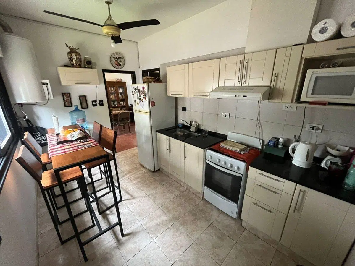 VENTA CASA 3 DORM +1 DEPTO BARRIO ROSEDAL CORDOBA 4