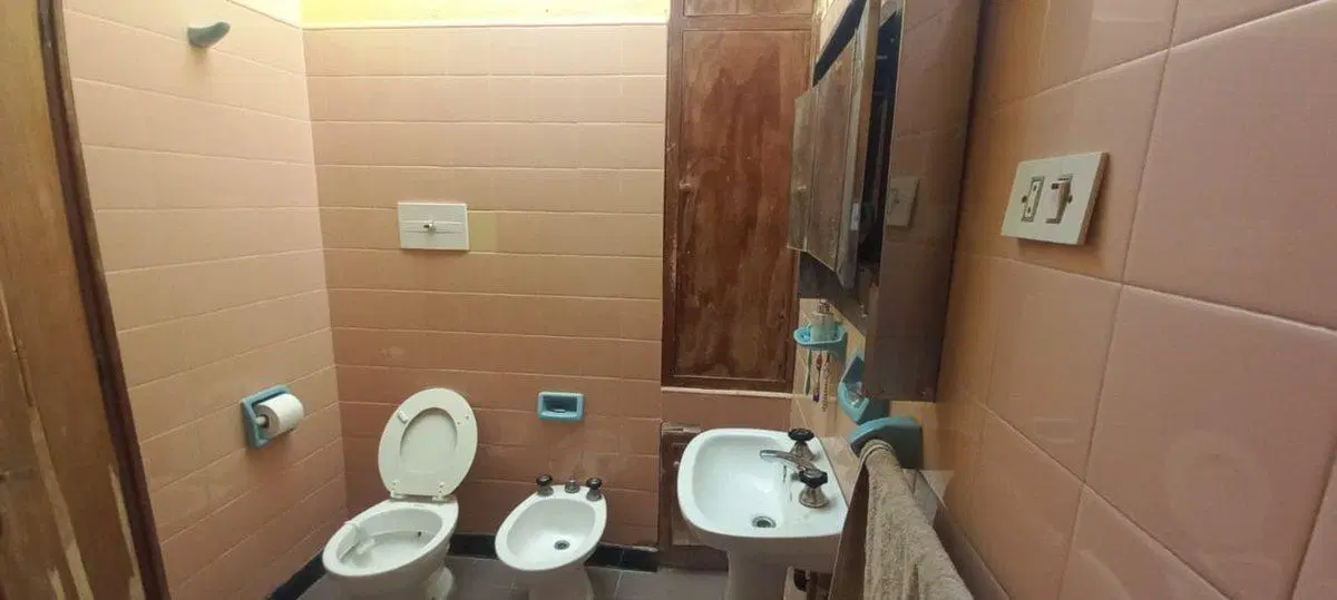 VENTA CASA 3 DORMITORIOS- CENTRO AMERICA CBA 4