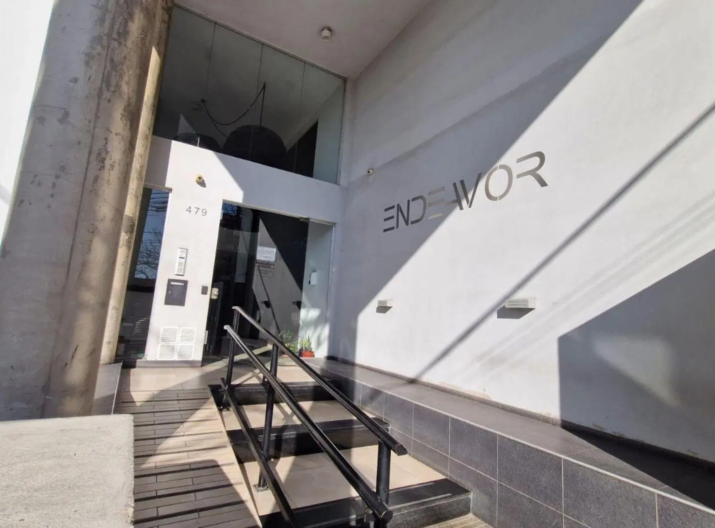 VENTA DEPARTAMENTO 1 DORMITO PATIO ZONA CENTRO CBA 4
