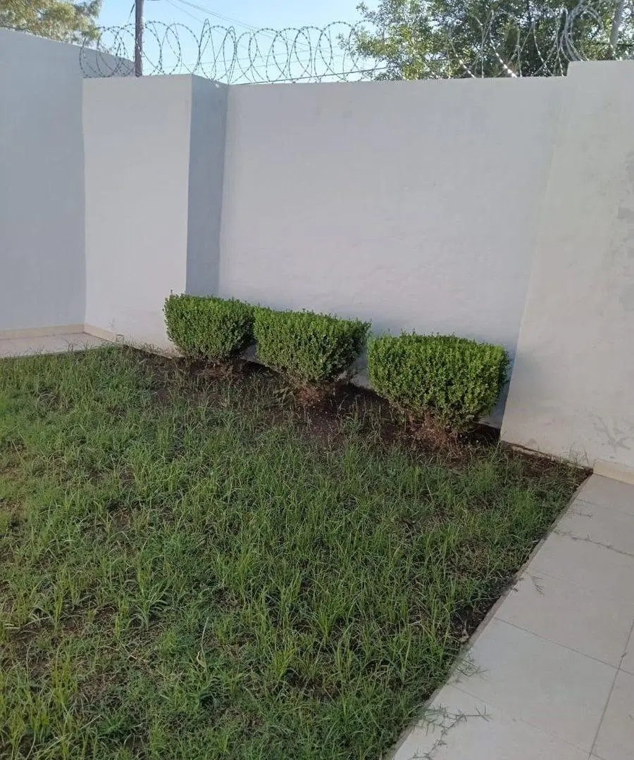 VENTA CASA MARCO SASTRE 3 DORMITORIOS COCHERA 4