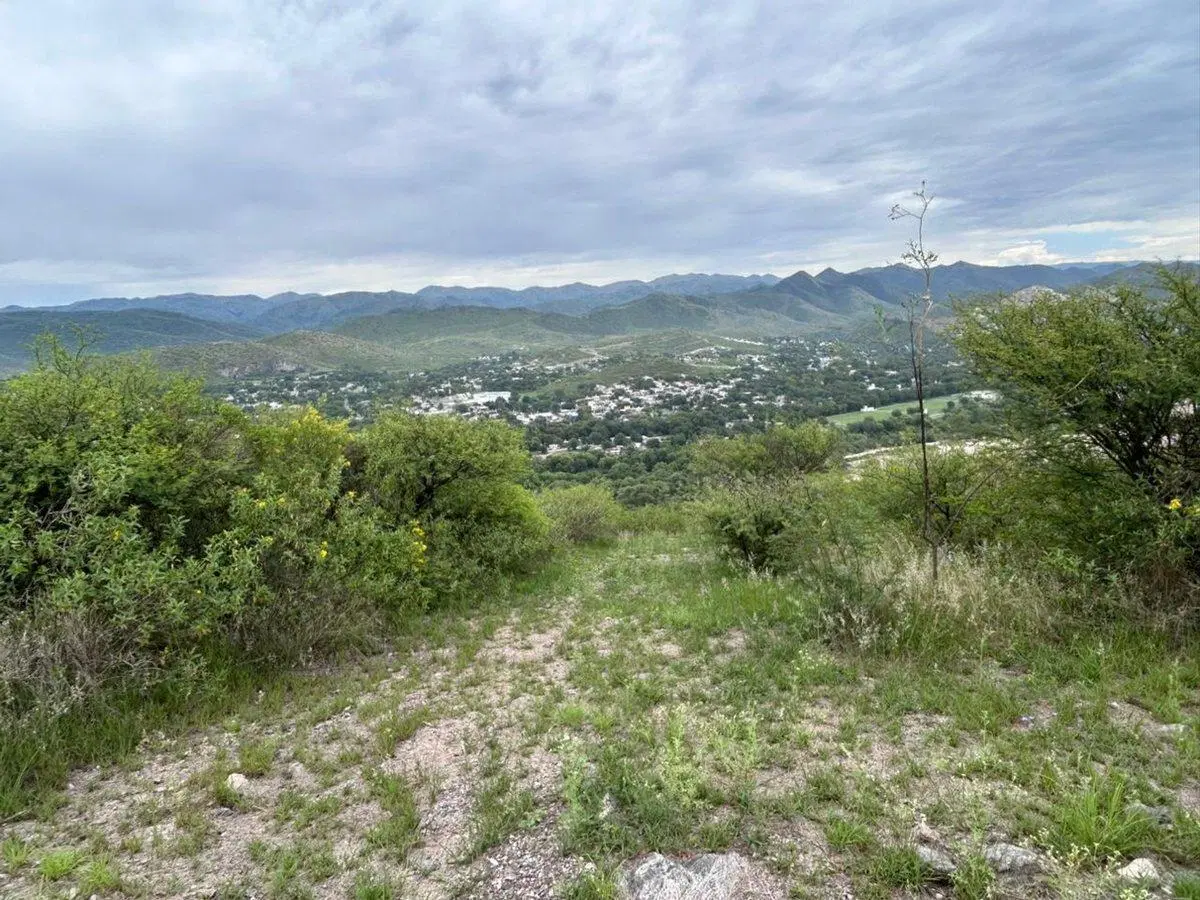 TERRENO 1340 M2 EN VENTA - VISTA DE LA DESEADA 4